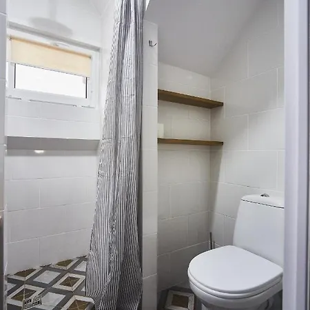Villa будинок біля моря з басейном для 7 гостей - 3 спальні Odessa