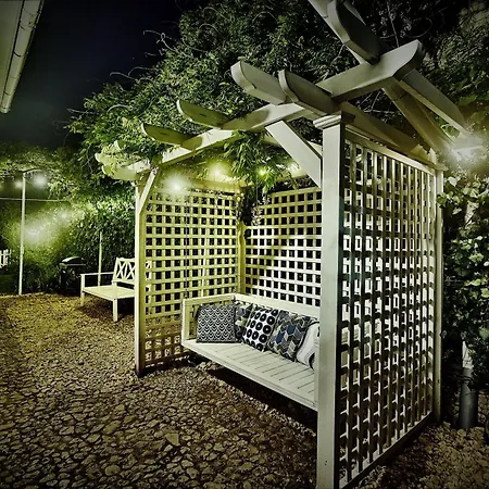 Villa будинок біля моря з басейном для 7 гостей - 3 спальні Odessa